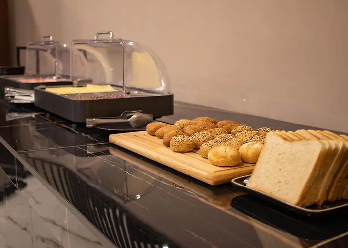 Emma Bologna Fiera Hotel 4*