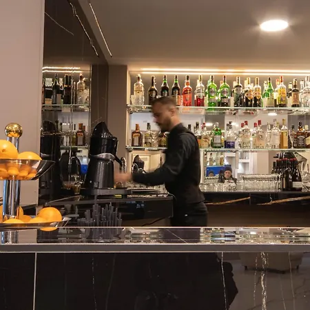 Emma Bologna Fiera Hotel 4*